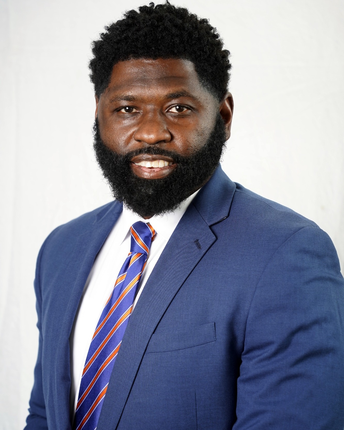 Maurice Oliver Headshot 