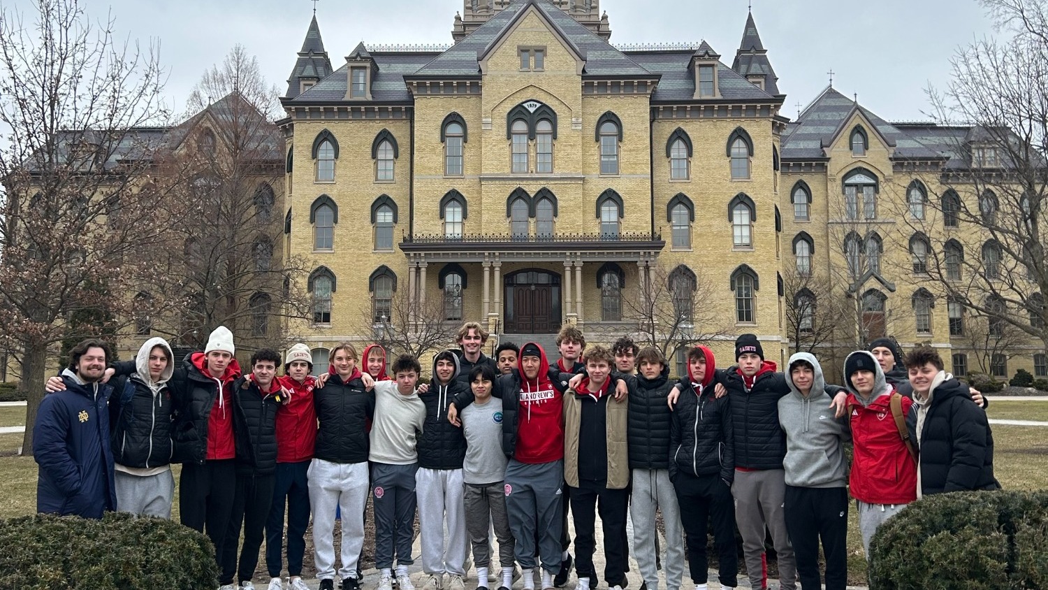 U18AAA Hockey team Notre Dame