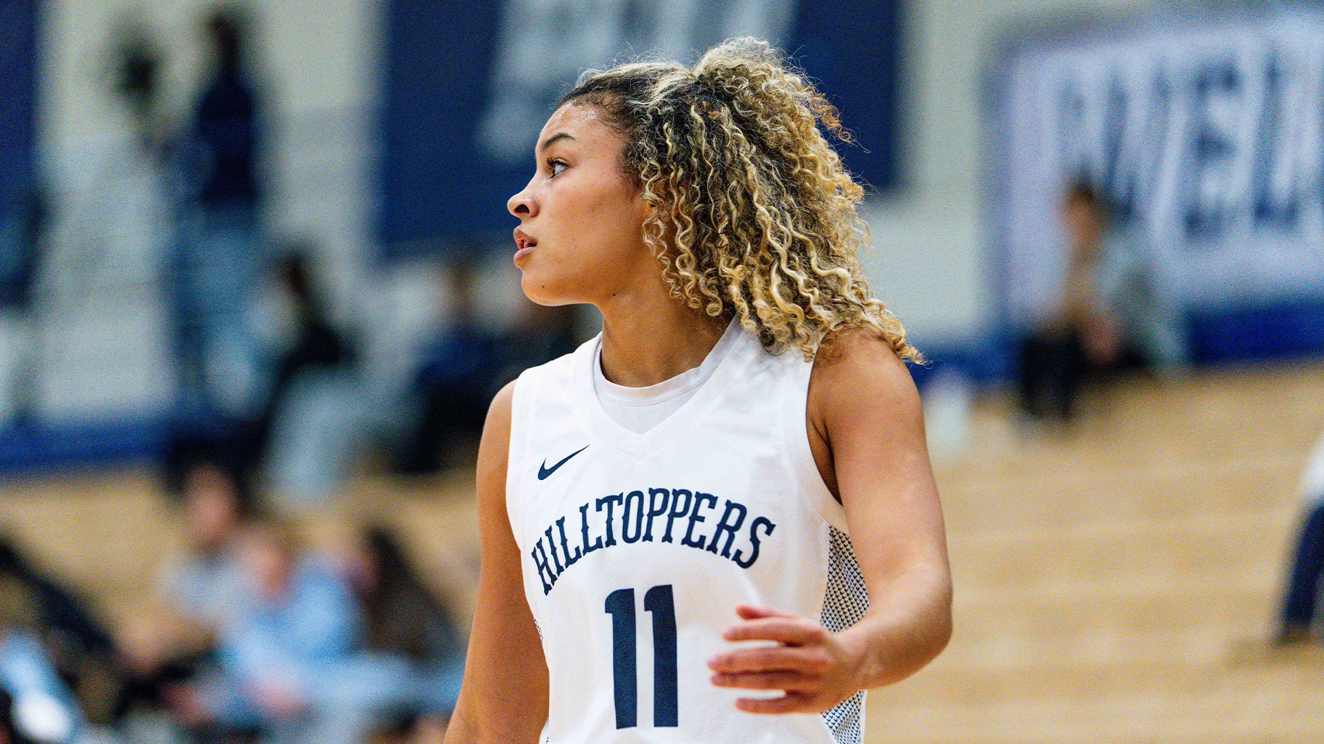 Kiana Bennett Closeupt