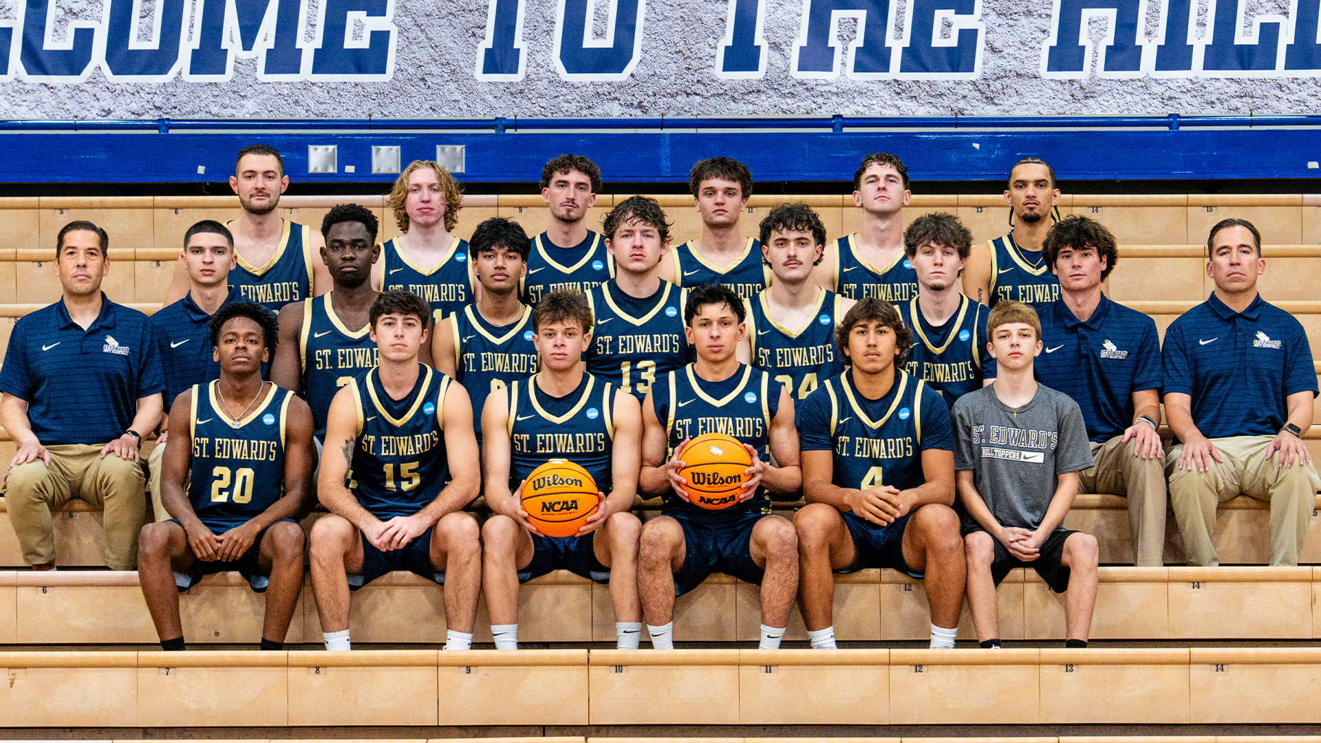 Men's Basketball Team Photo