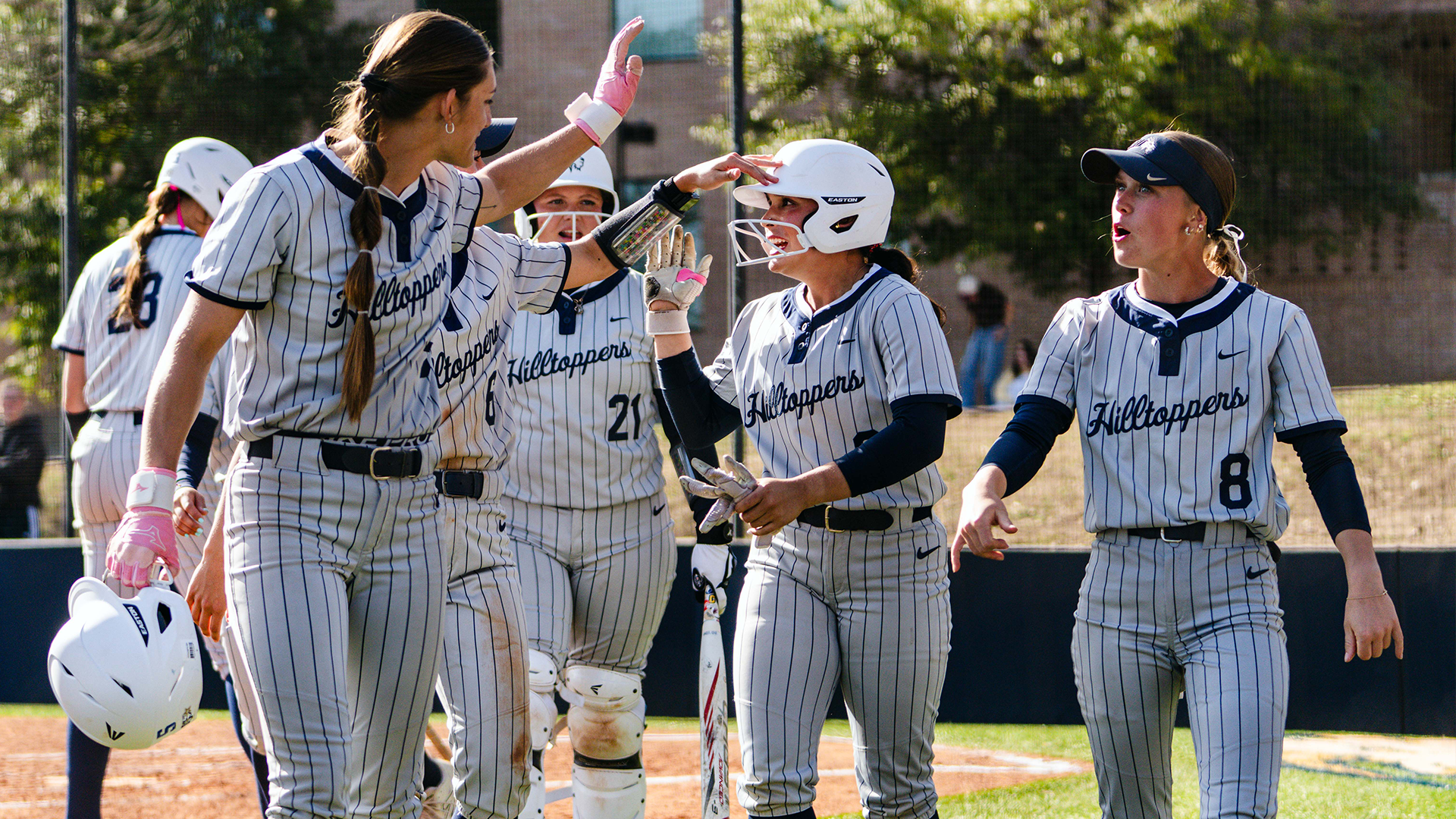 Dafne Mercado home run celebration