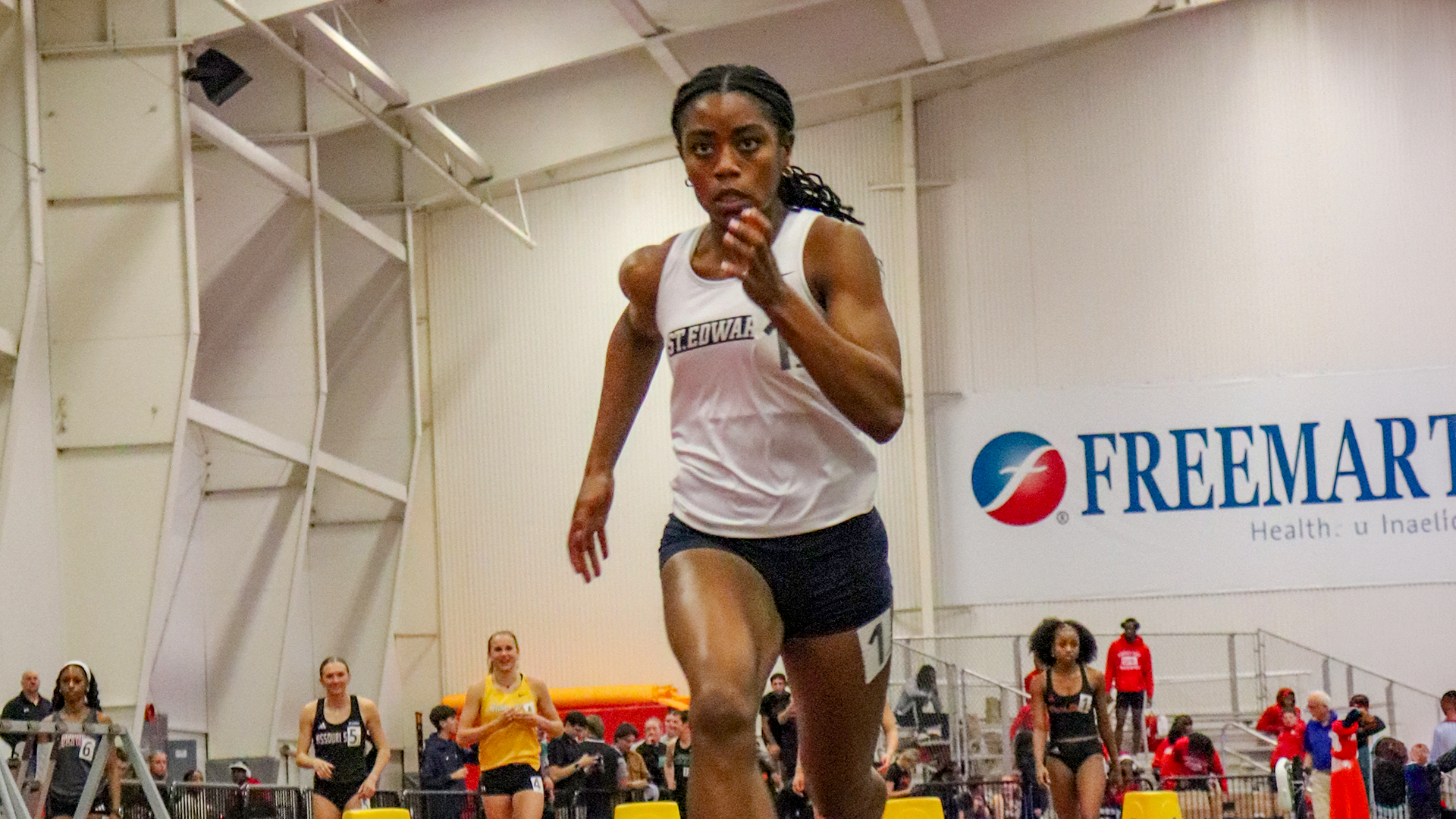 Jasmine Cooke sprinting