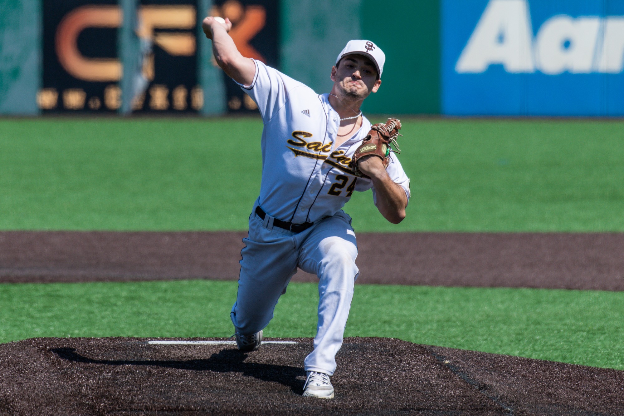 pileggi-jurka-mound-work-key-sweep-of-judson-university-of-st