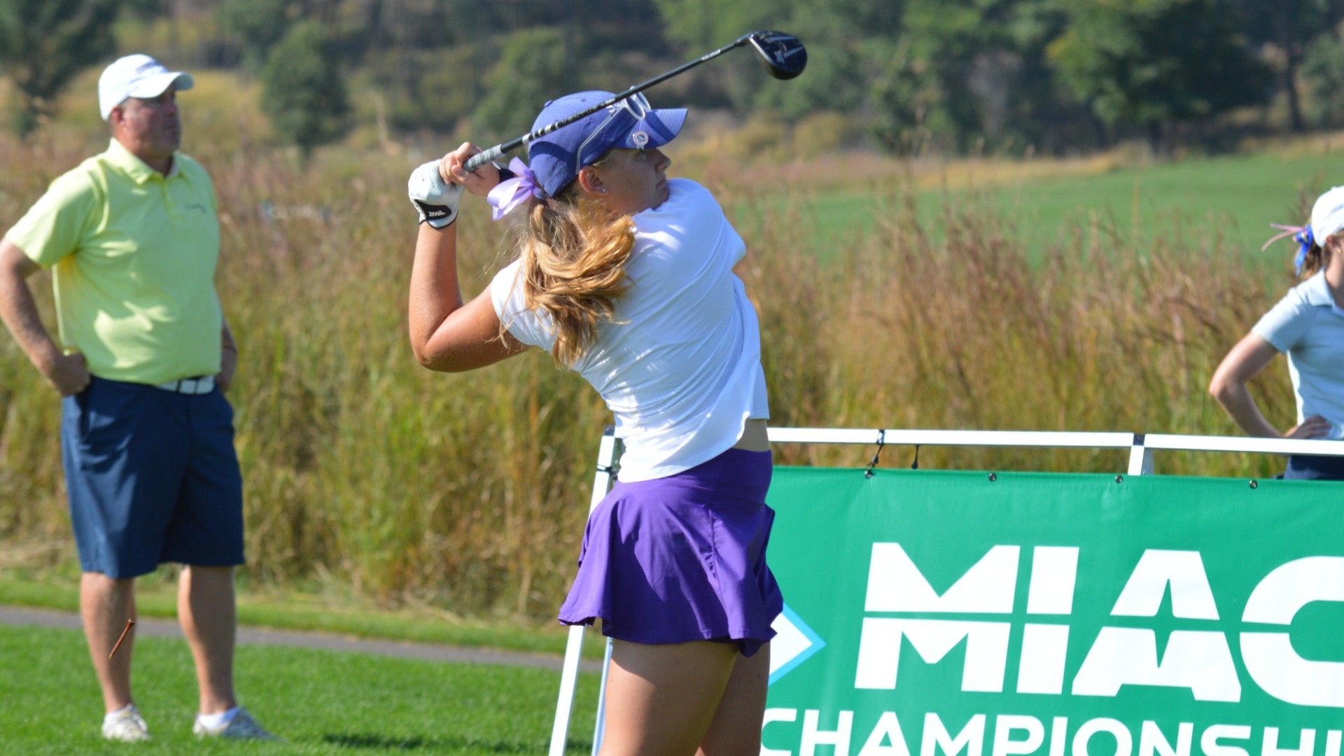 Caylin Cantwell teeing off at the MIAC Championships, Braemar Golf Course
