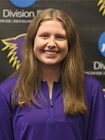 Volunteer Student Assistant Coach Lily Harvey