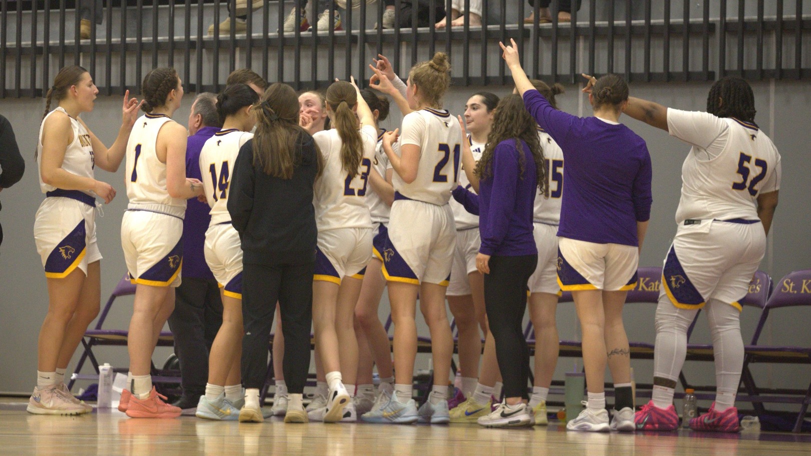 basketball team huddle
