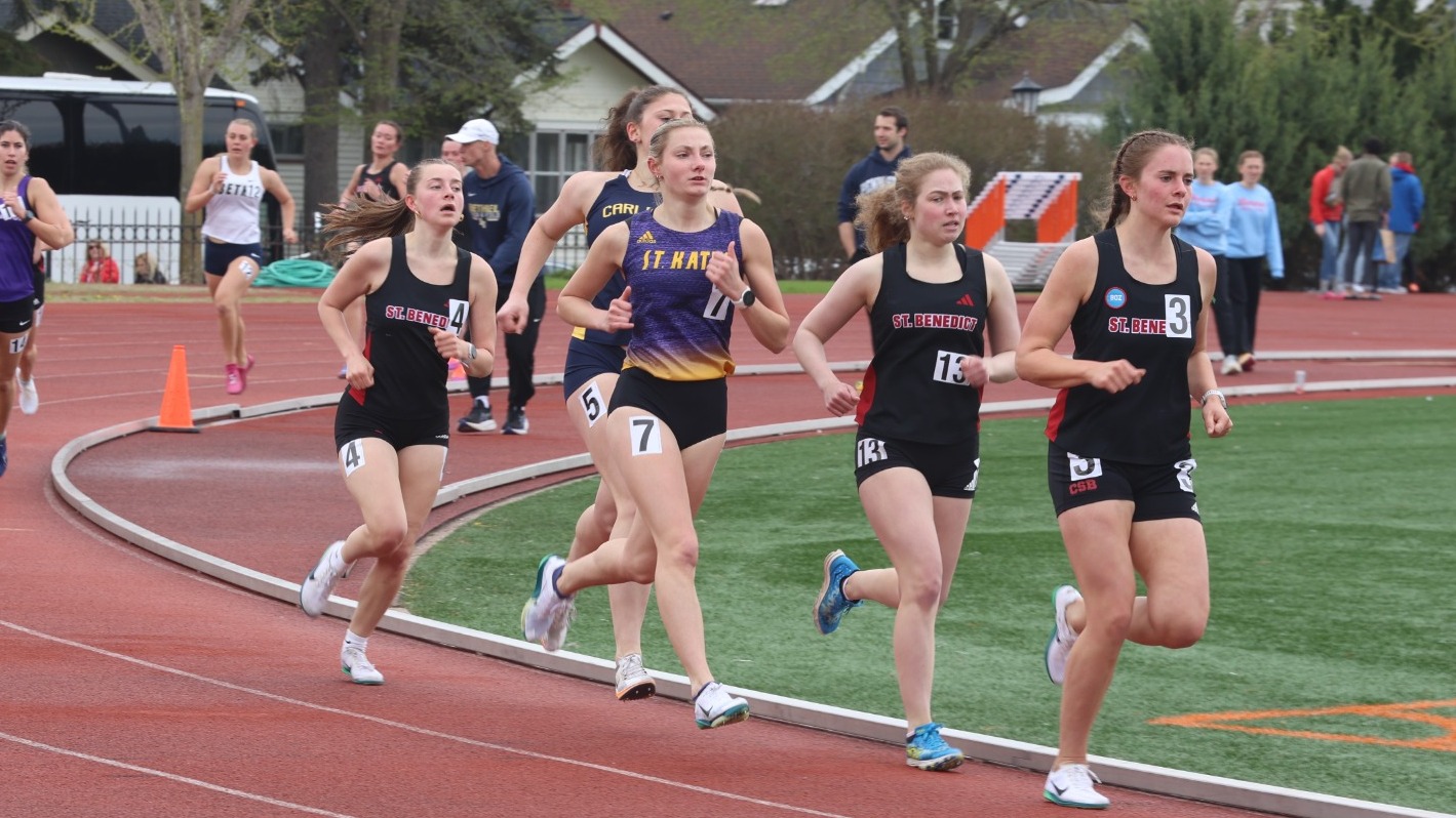 Kaitlyn Peterson at Hamline Meet
