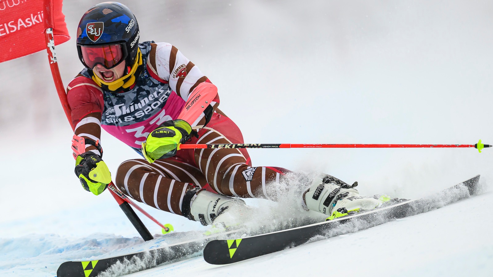 UNH Carnival Giant SlalomCredit: @flyingpointFeb. 21, 2025©2025 flyingpointroad.com