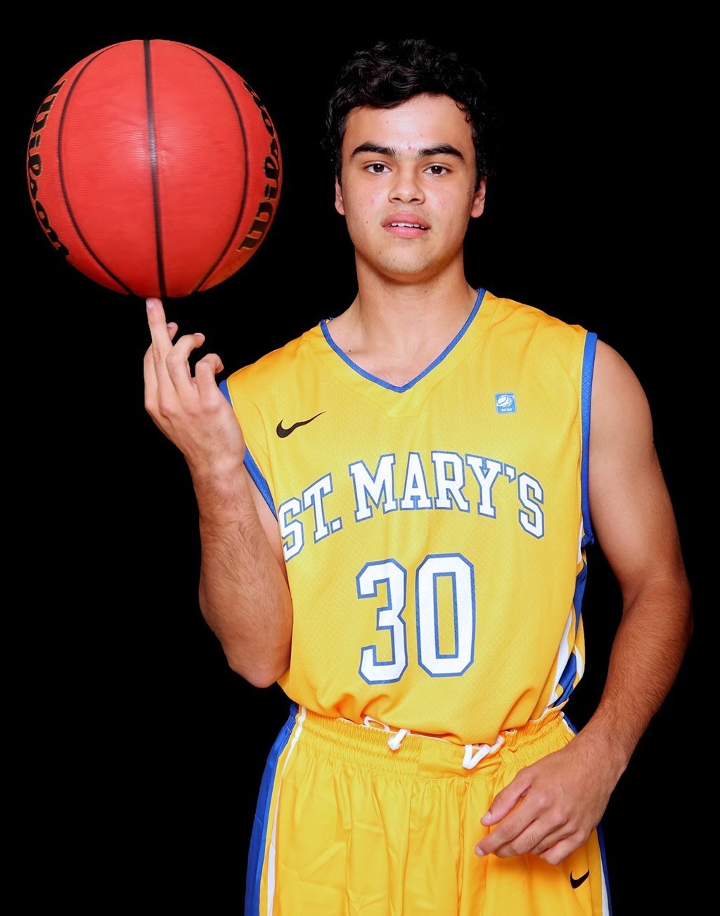 Robbie Benavides Men's Basketball St. Mary's University Athletics