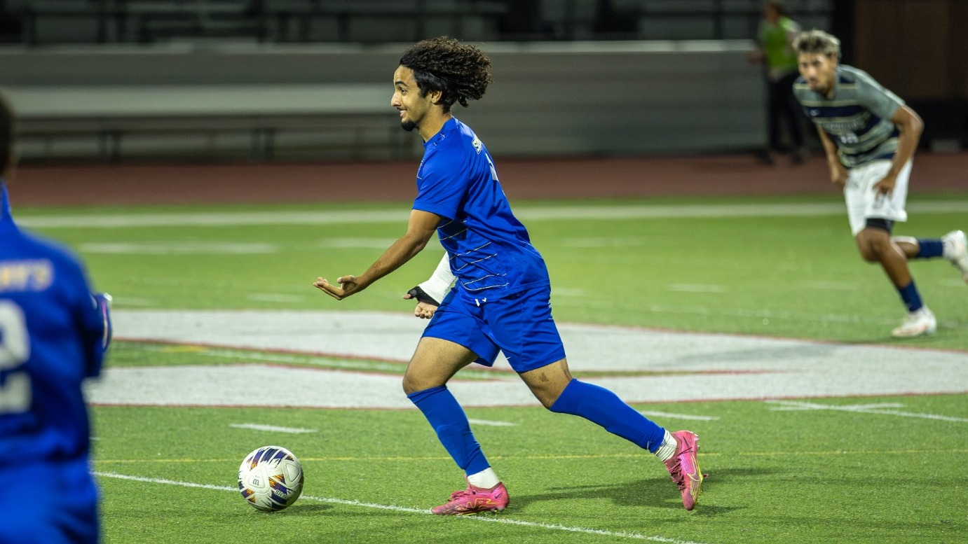 Ryan Guillaume drives toward the goal.
