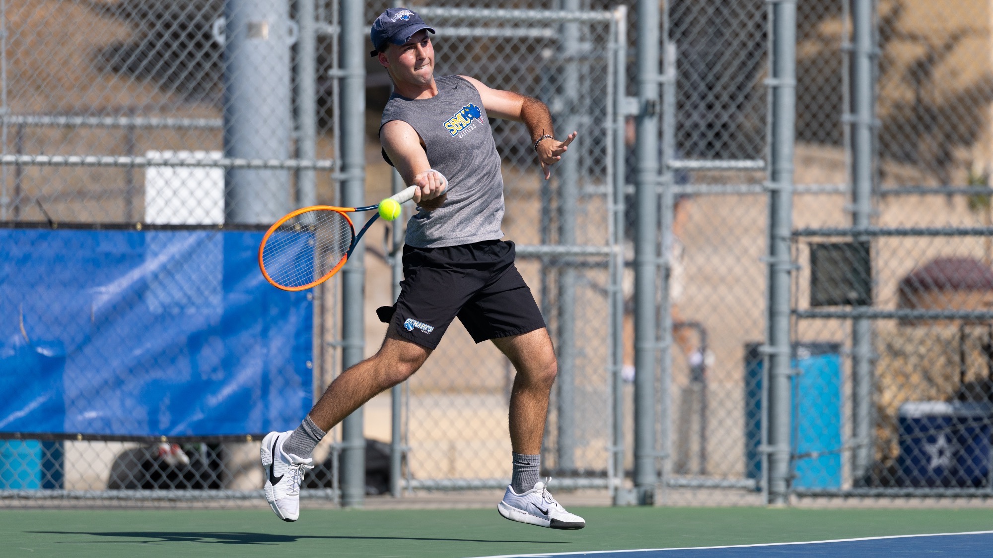 Leonardo Fabbri unleashes a one-handed forehand shot