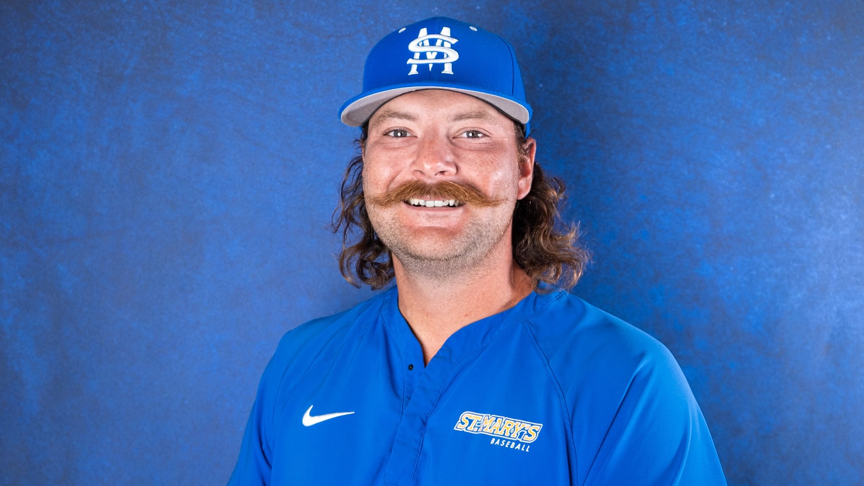 Headshot of Zach Diaz