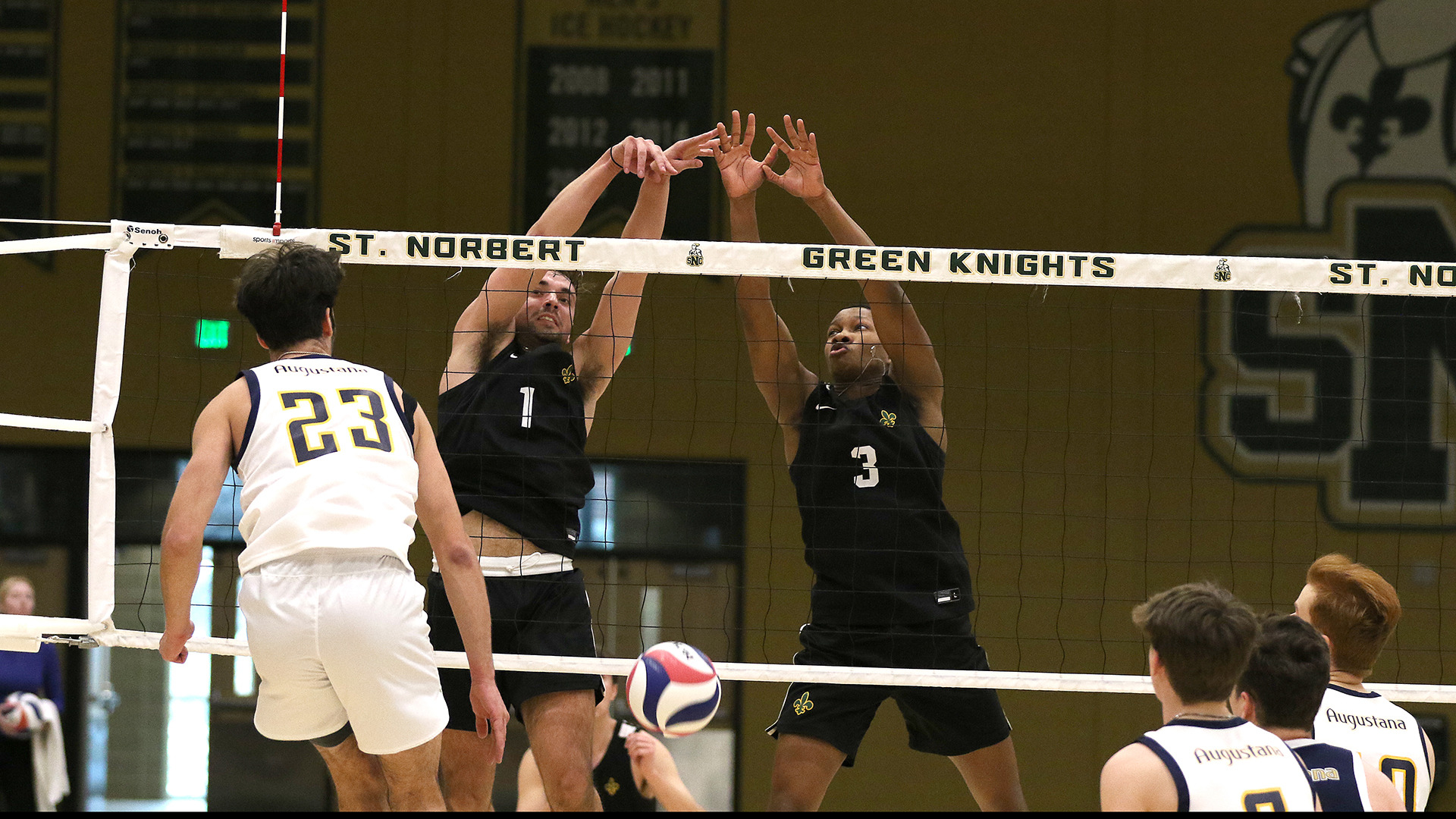 Home Triangular Leads to Split for Green Knights St. Norbert College