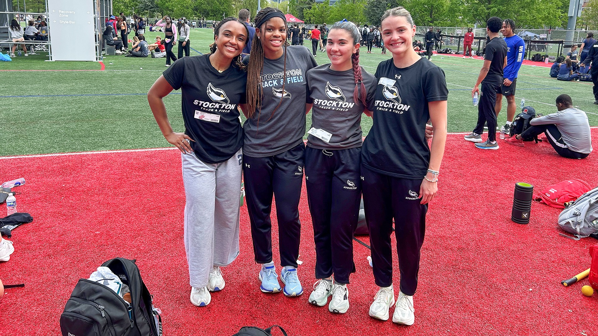 4x100 Penn Relays 26