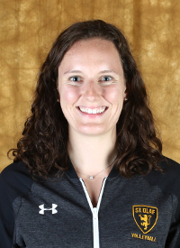 A head shot of St. Olaf Assistant Volleyball Coach Katie Payne.