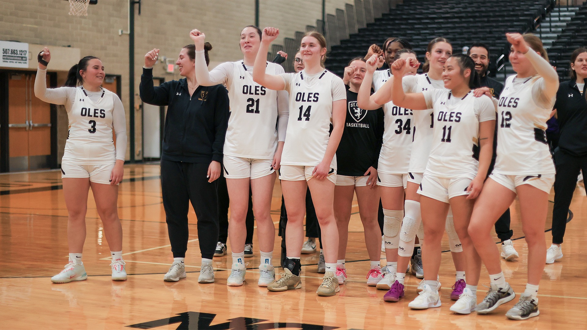 WBB Team - Crown - 2025-12-02