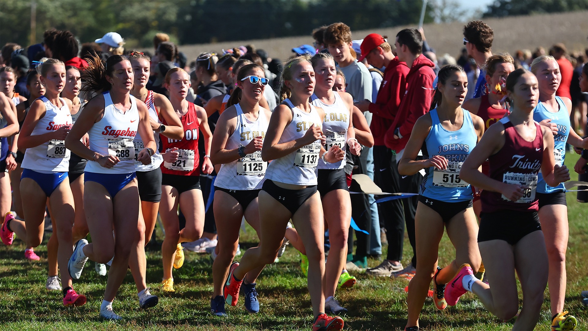 Stella Powell runs at Pre-Nationals.