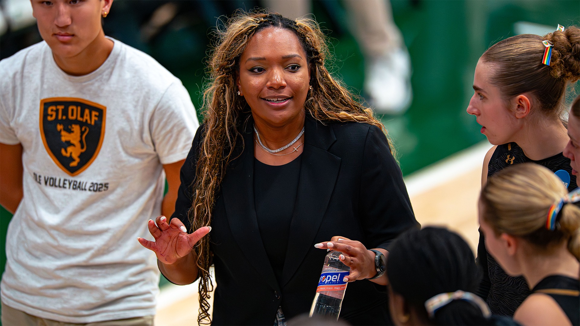 Alicia Wood - UNW - 2025-11-20