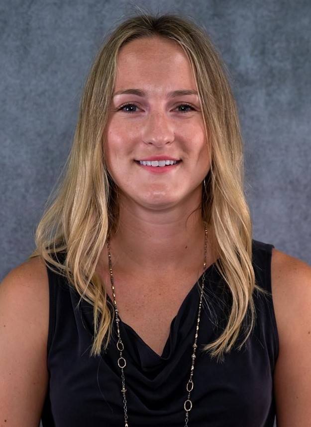 Shannon Grogan 2020 Women's Soccer Headshot