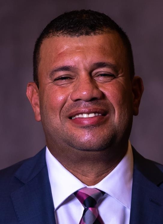 Carlos Delcid Headshot