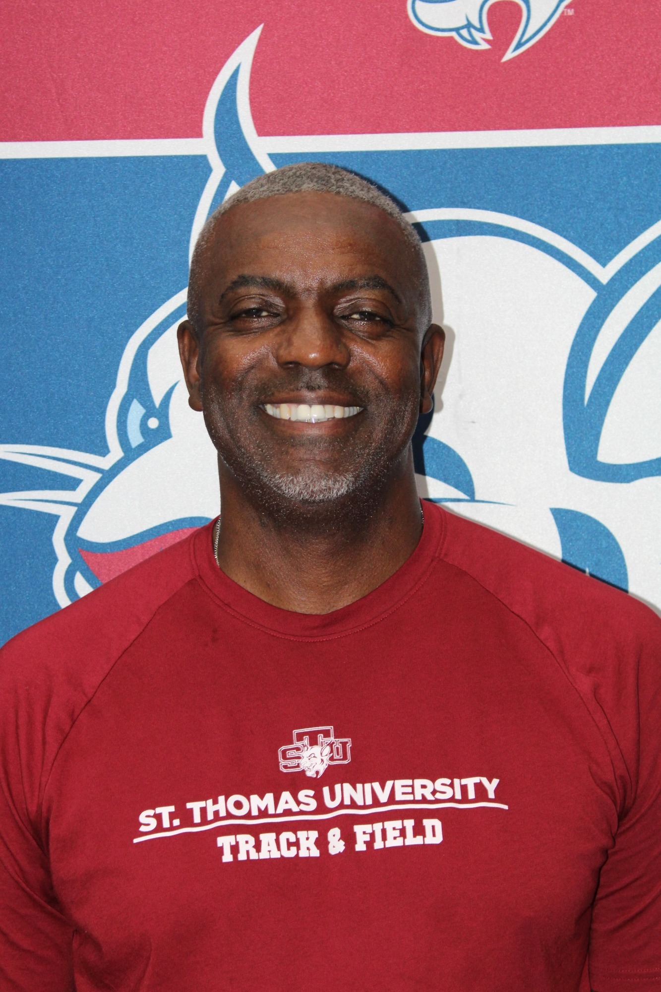 Coach Greg Barnes
