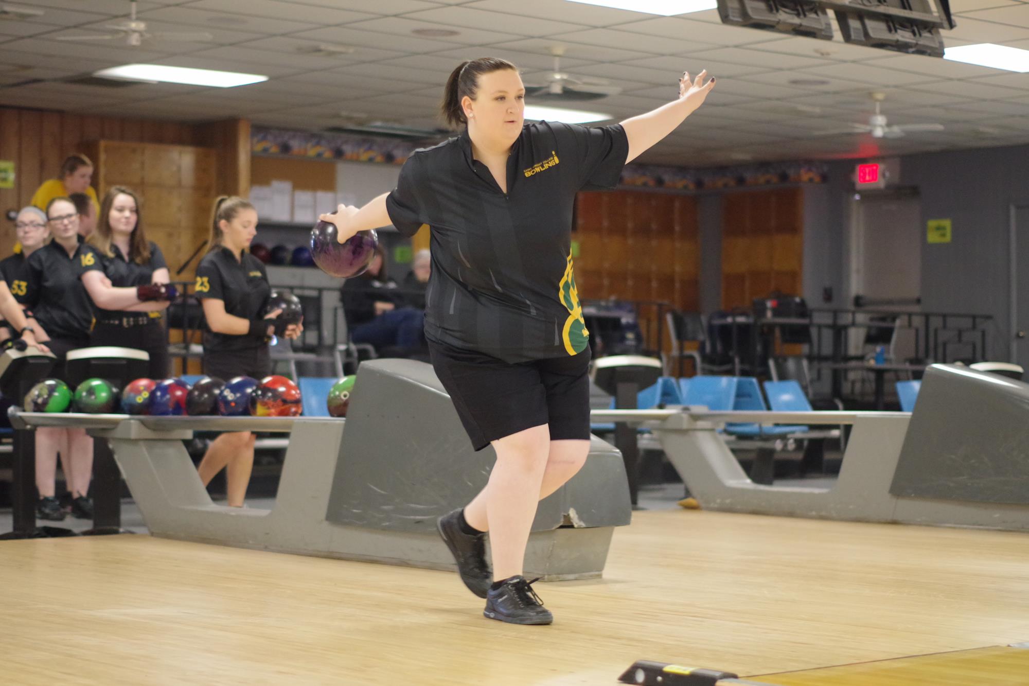 Julie Reichert Women's Bowling Saint Vincent College