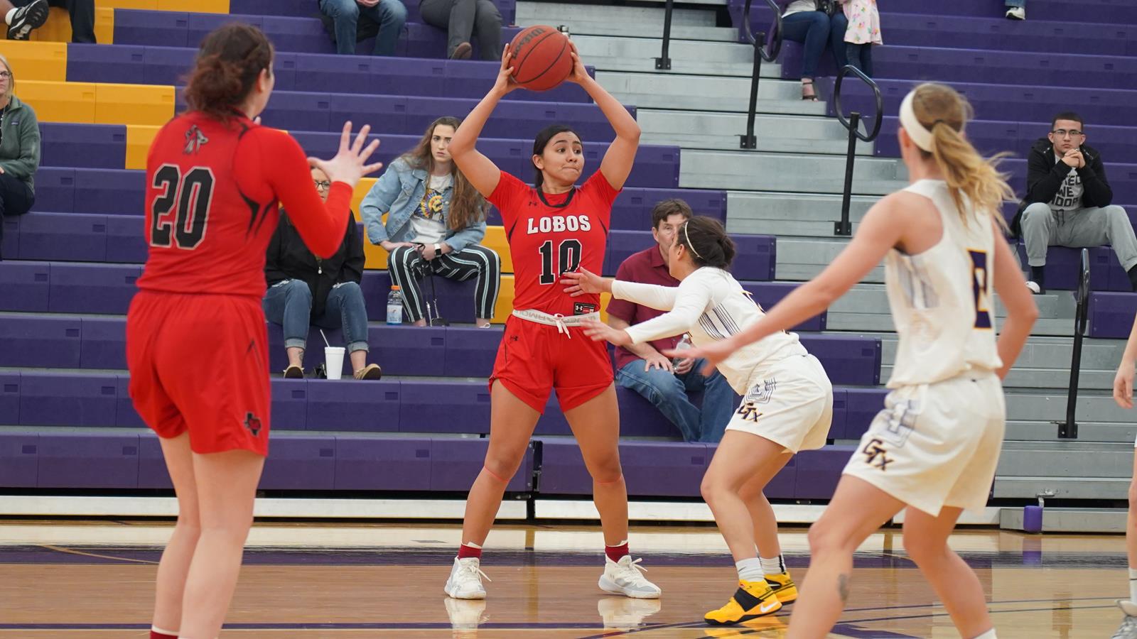 Jackie Saucedo Women's Basketball Sul Ross State University Athletics