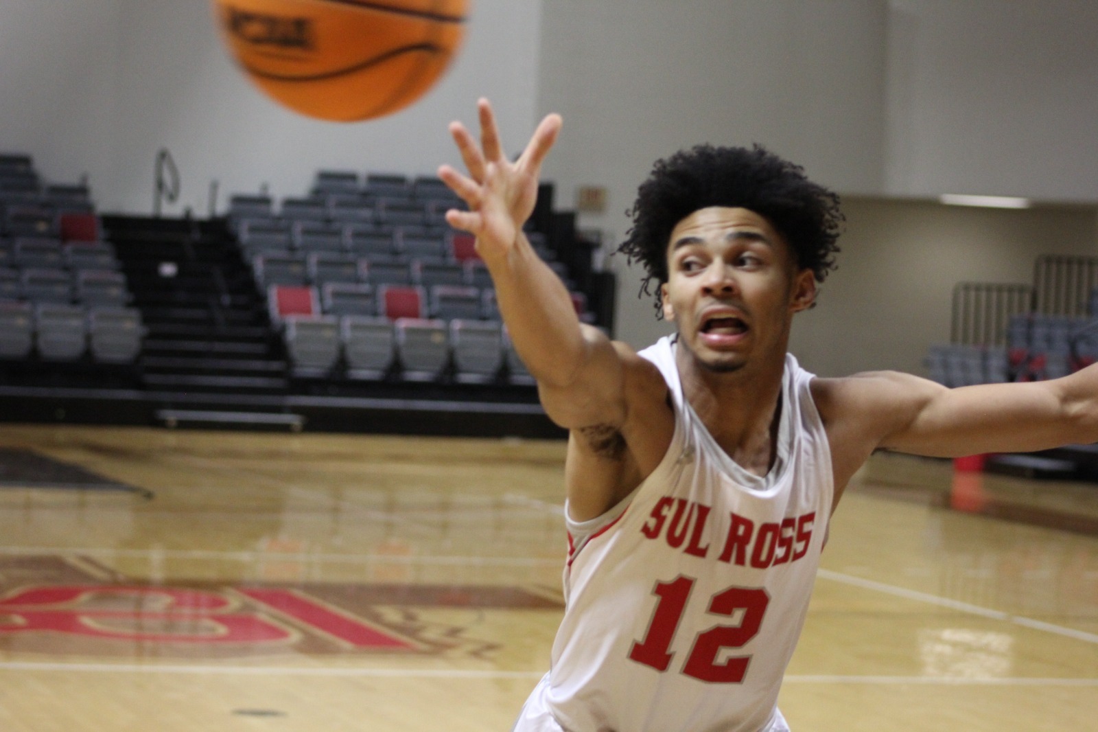 2526 MBB Julien Barclay vs WTAM