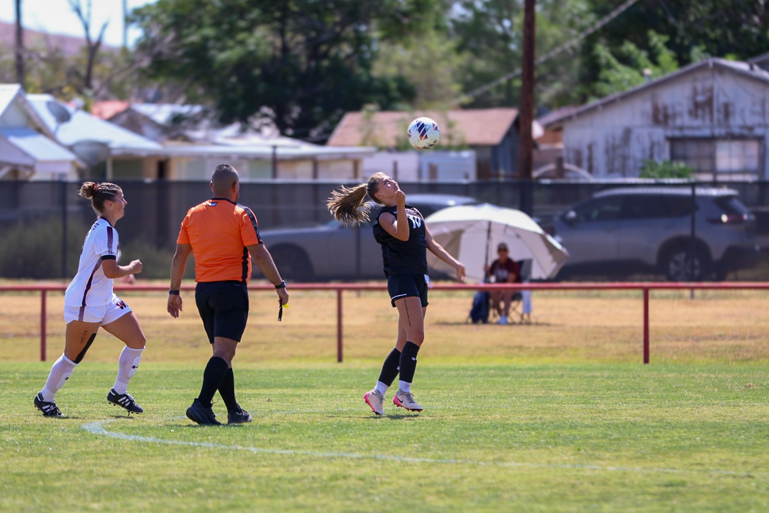 26 WSOC Gabby Trevino gets ready for a header