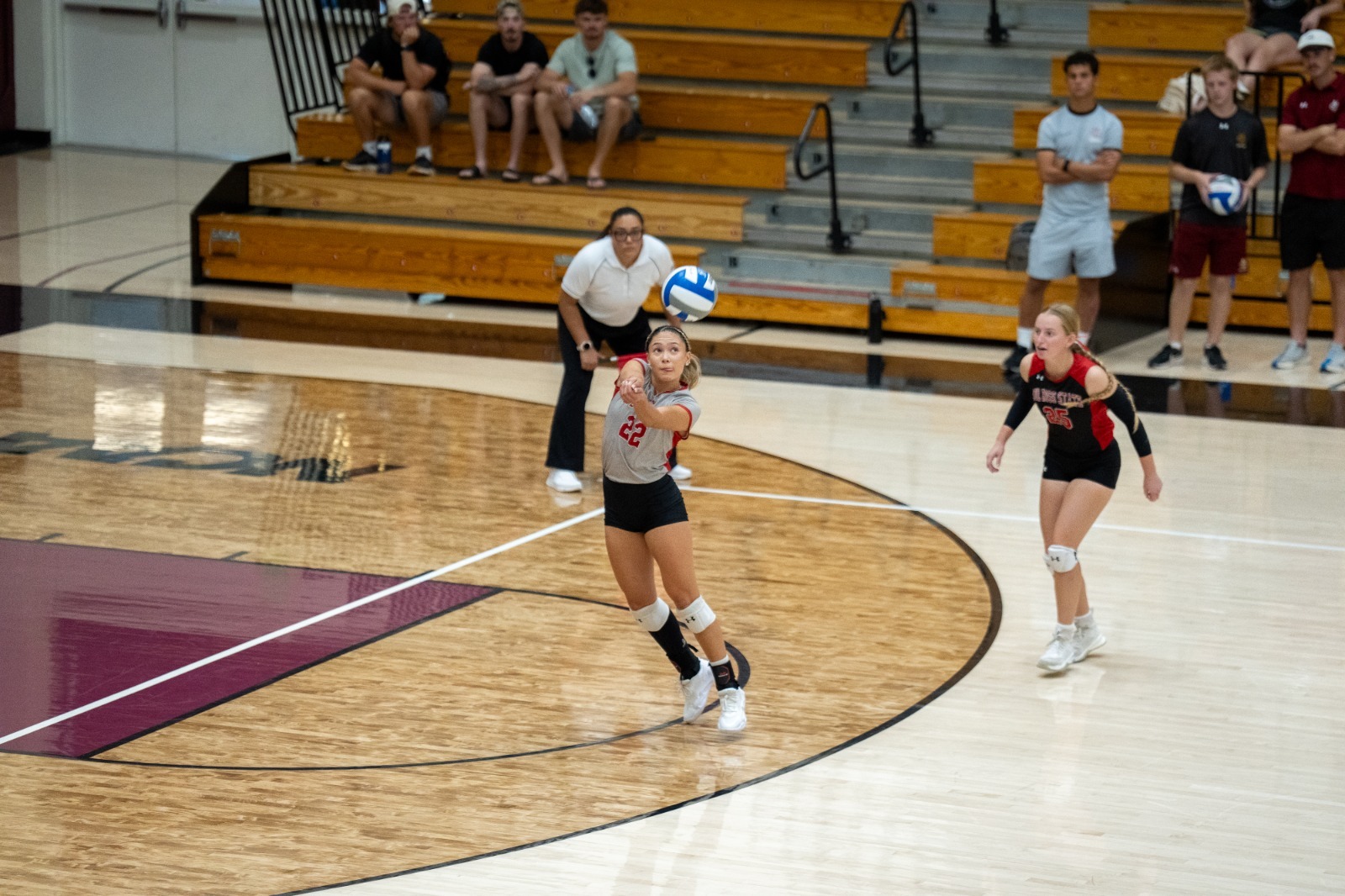 26 VB Novah Carrasco digs the ball