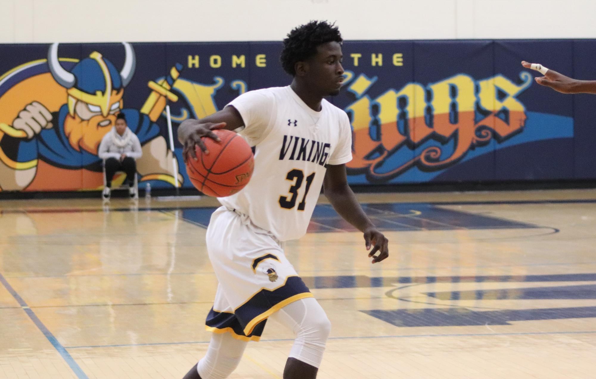 A Huge(r) Second Half leads Men’s Basketball past Ulster CC 10169