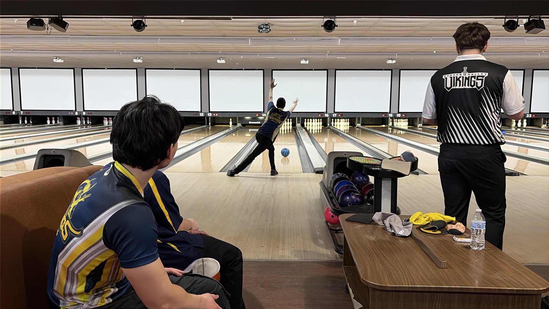 Bowling Header