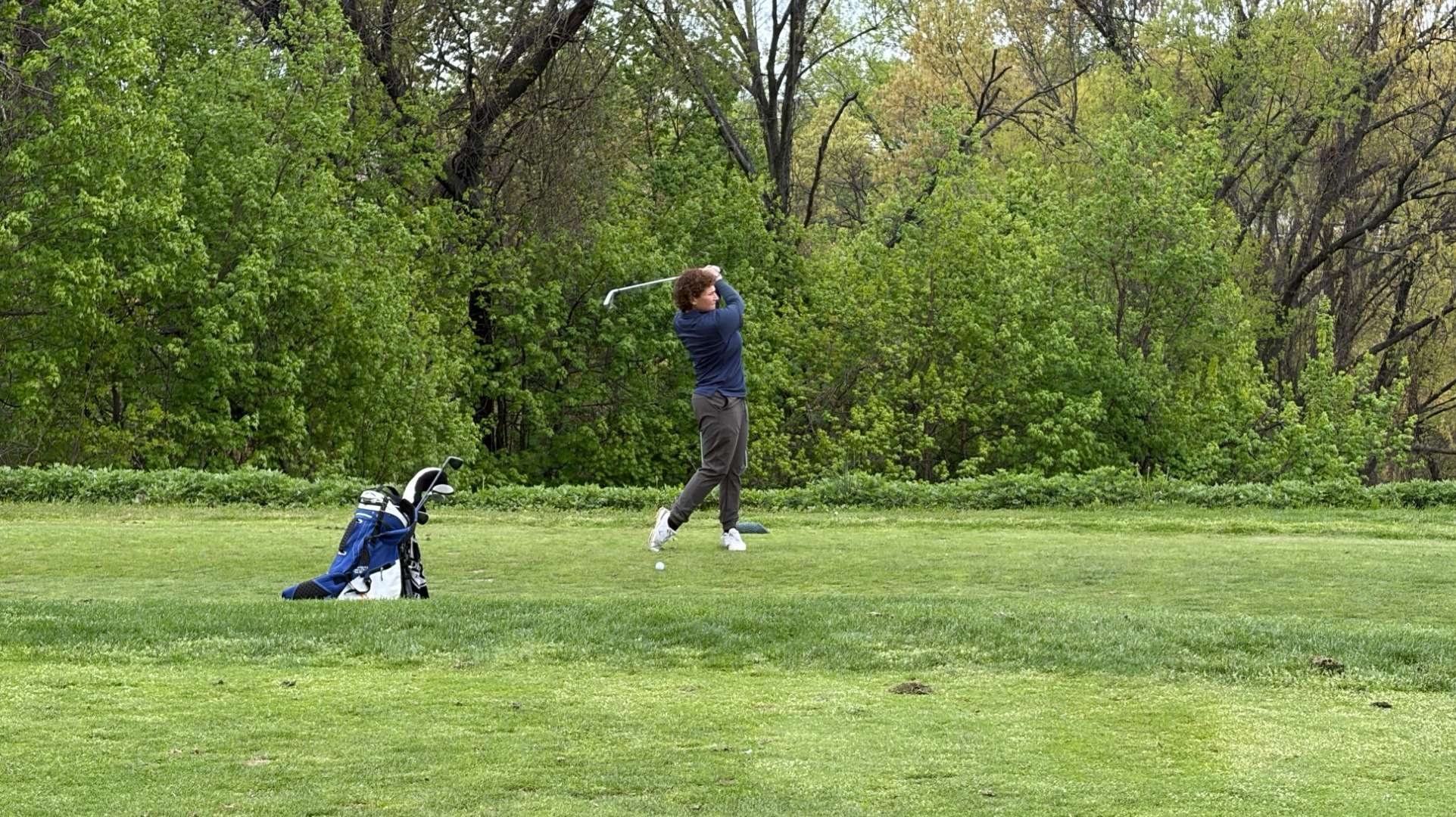 Emily Hernandez Tees off at Dunwoodie