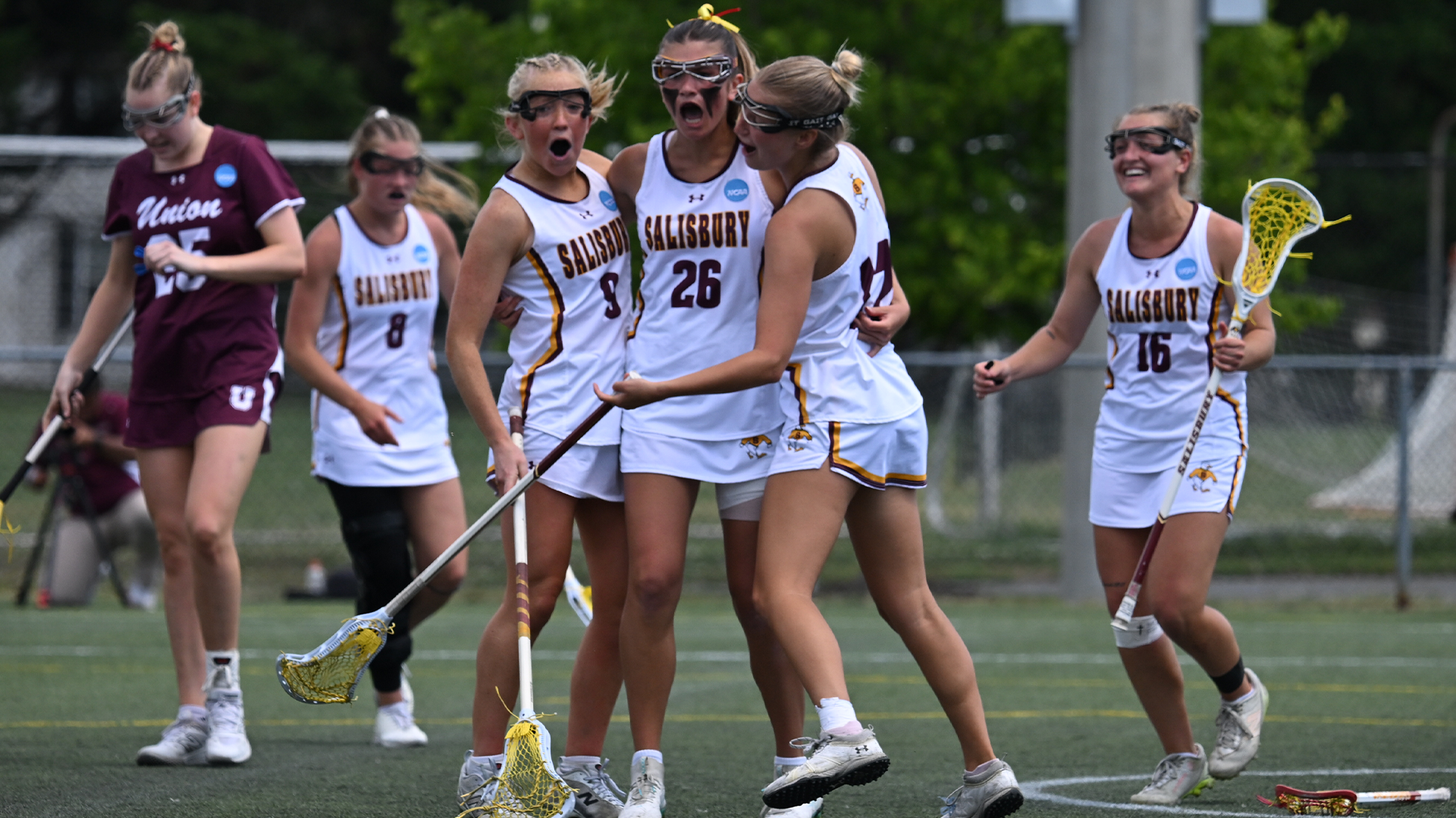 2nd round WLAX advance