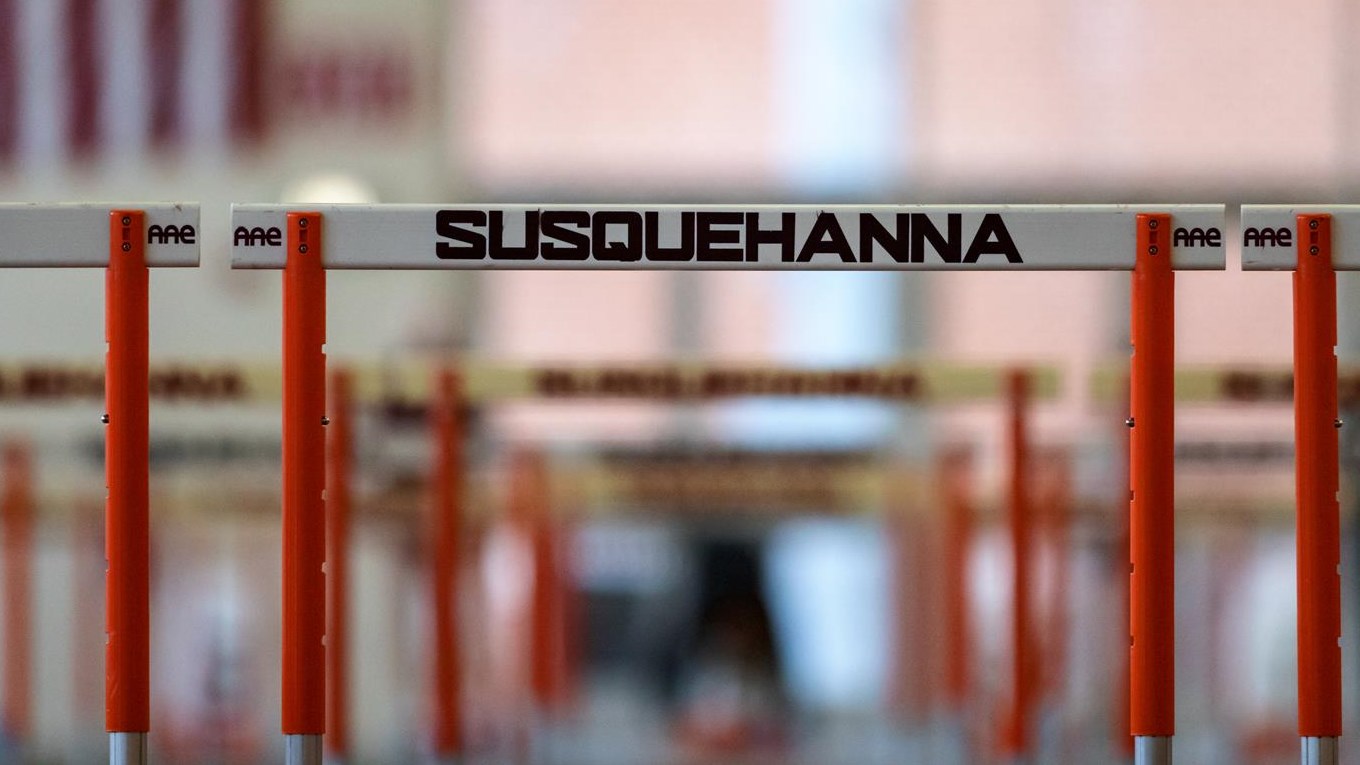 Indoor Track & Field Squads Ranked Third In MidAtlantic Region