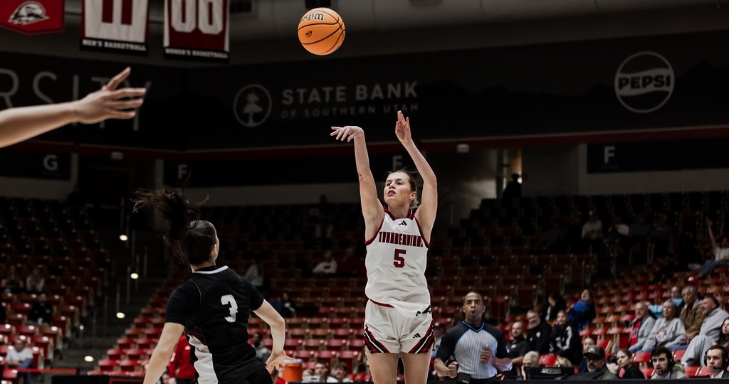 Charli Kay shoots a three