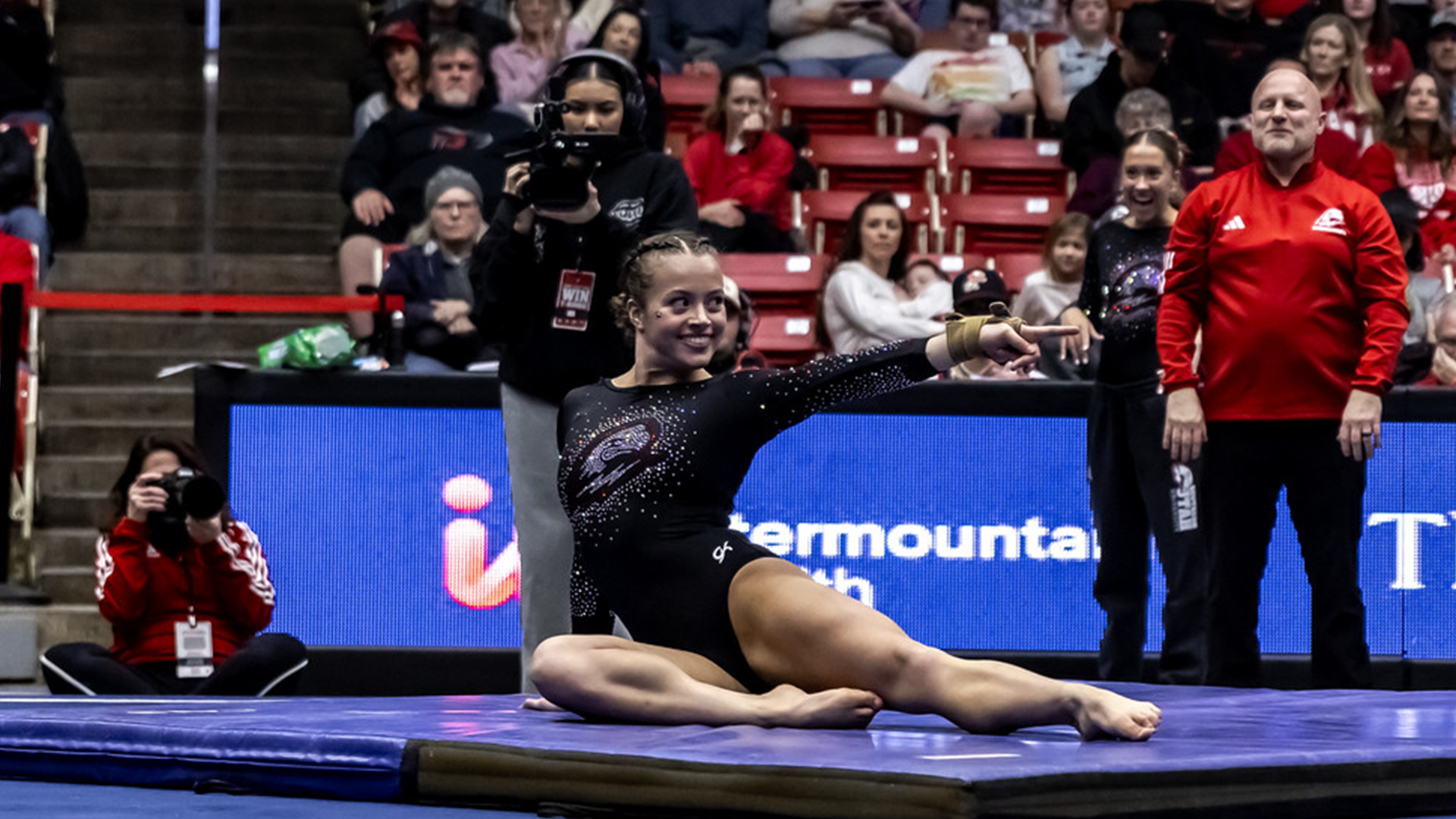 Berlin Hall finishes on floor