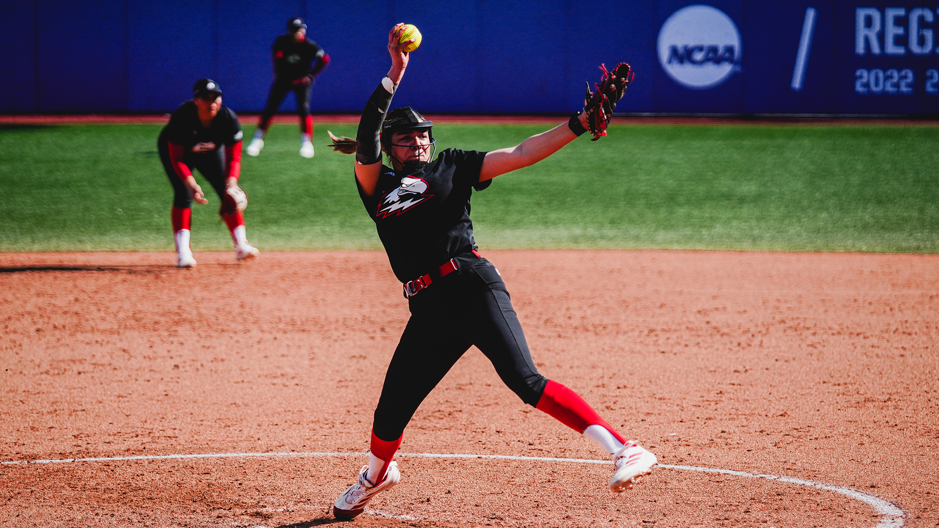 Hannah Duncan Pitching 