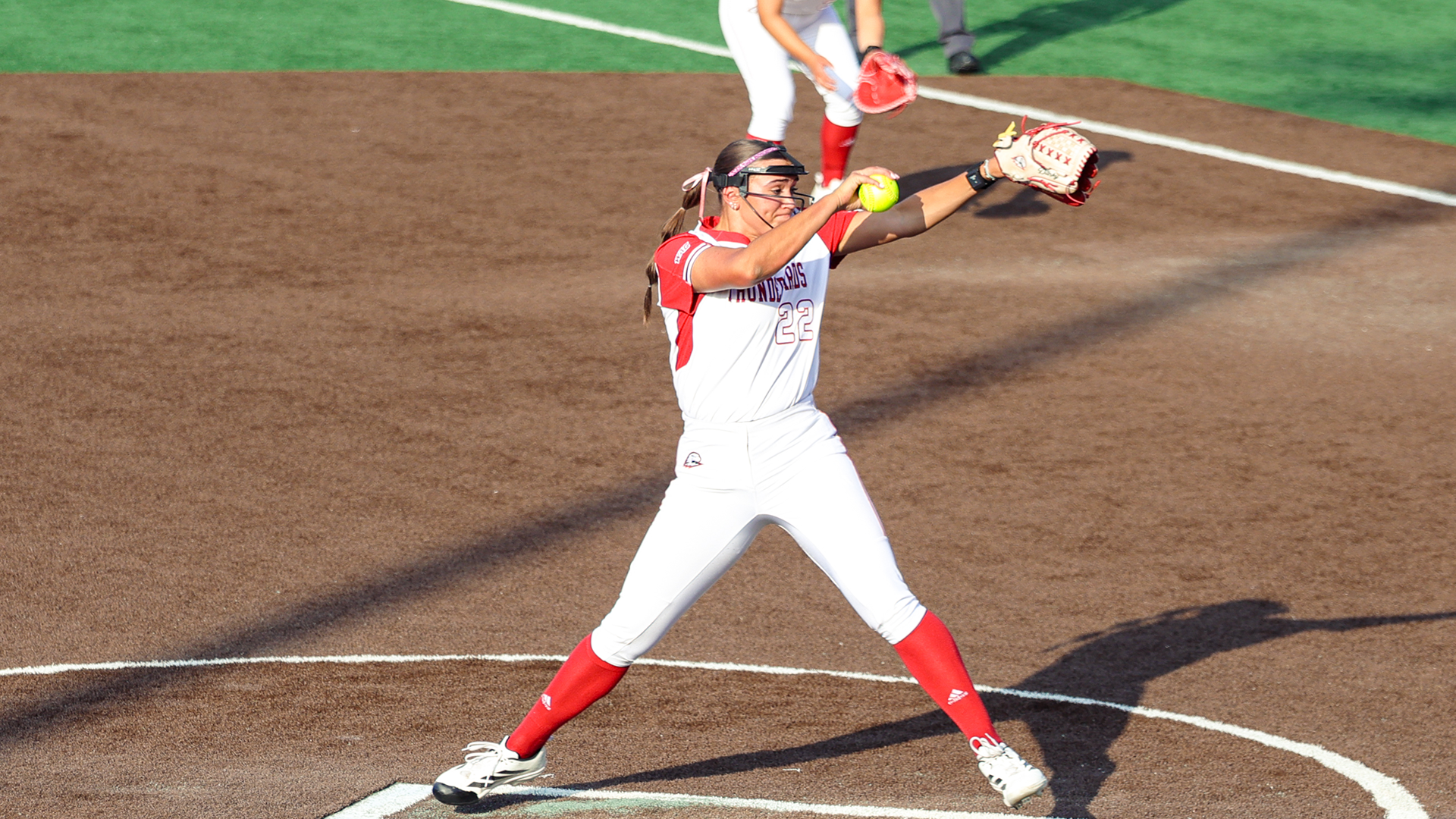 Hannah Duncan pitching in the tournament