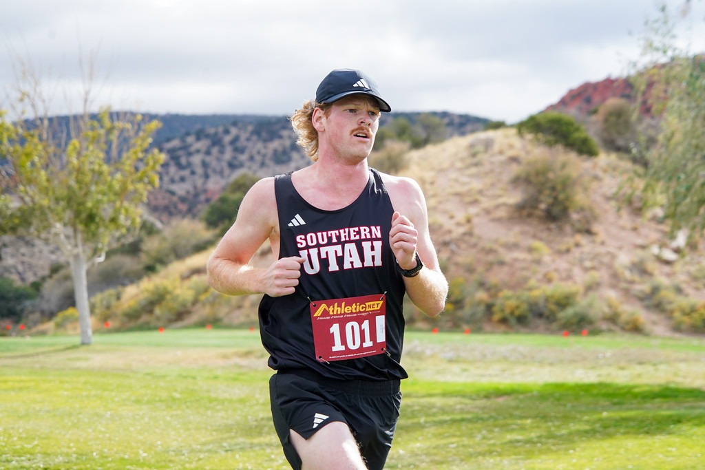 Tyler Saunders running