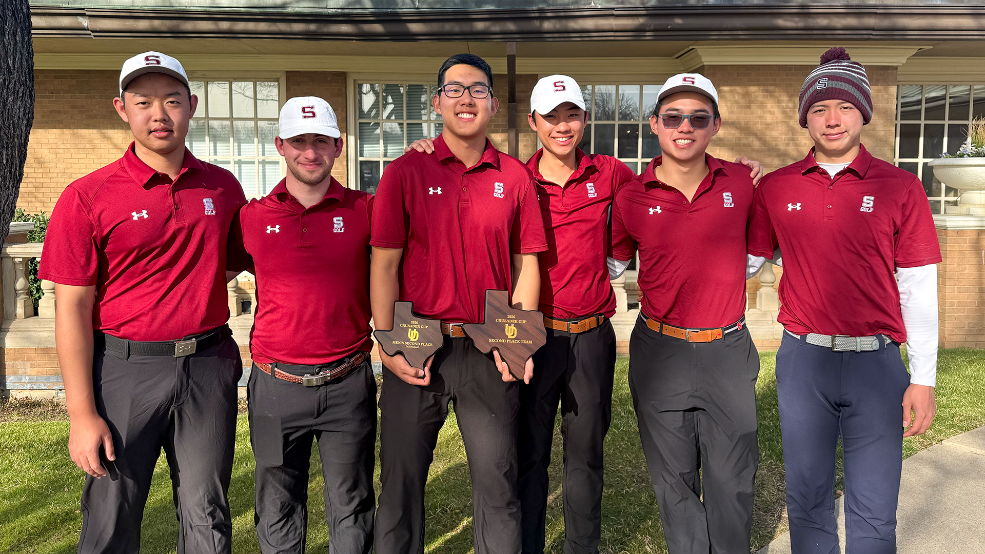 Men's golf finishes second at Crusader Cup