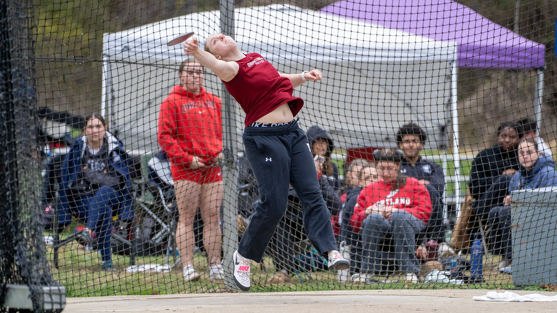 Lydia Morris-Kliment finishes second in discus throw