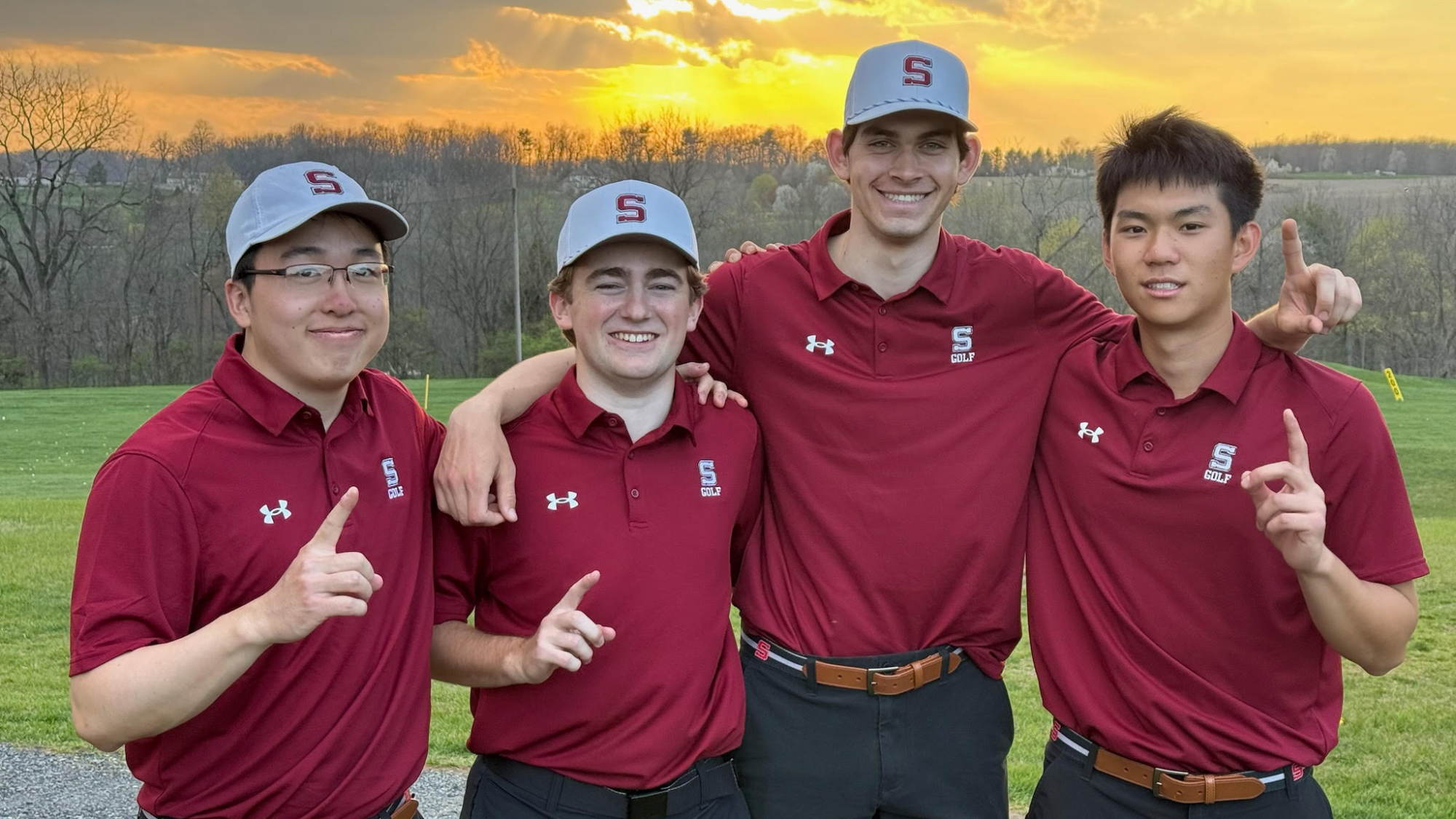 men's golf B team celebrates win at muhlenberg invitational