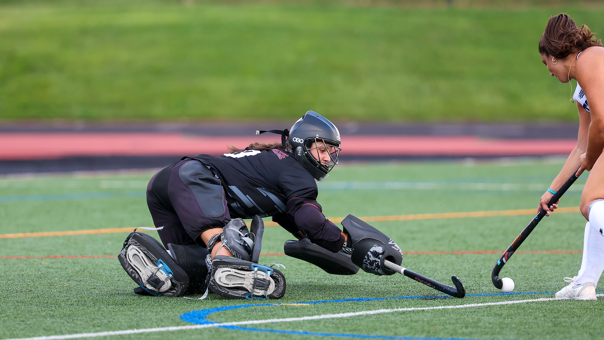 Sarno makes diving save against Scranton