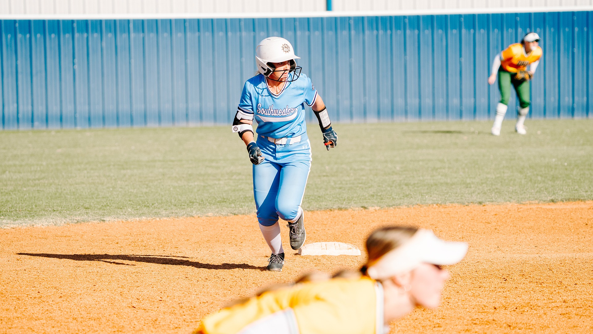 taylor mcmahon running bases