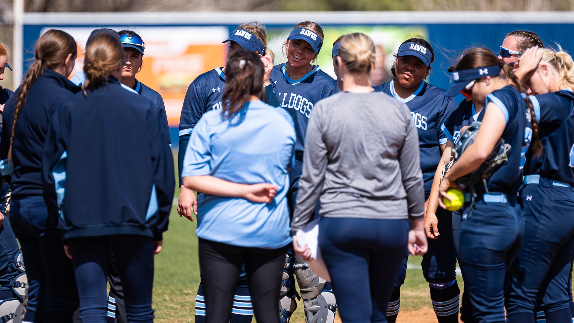 swosu softball huddles