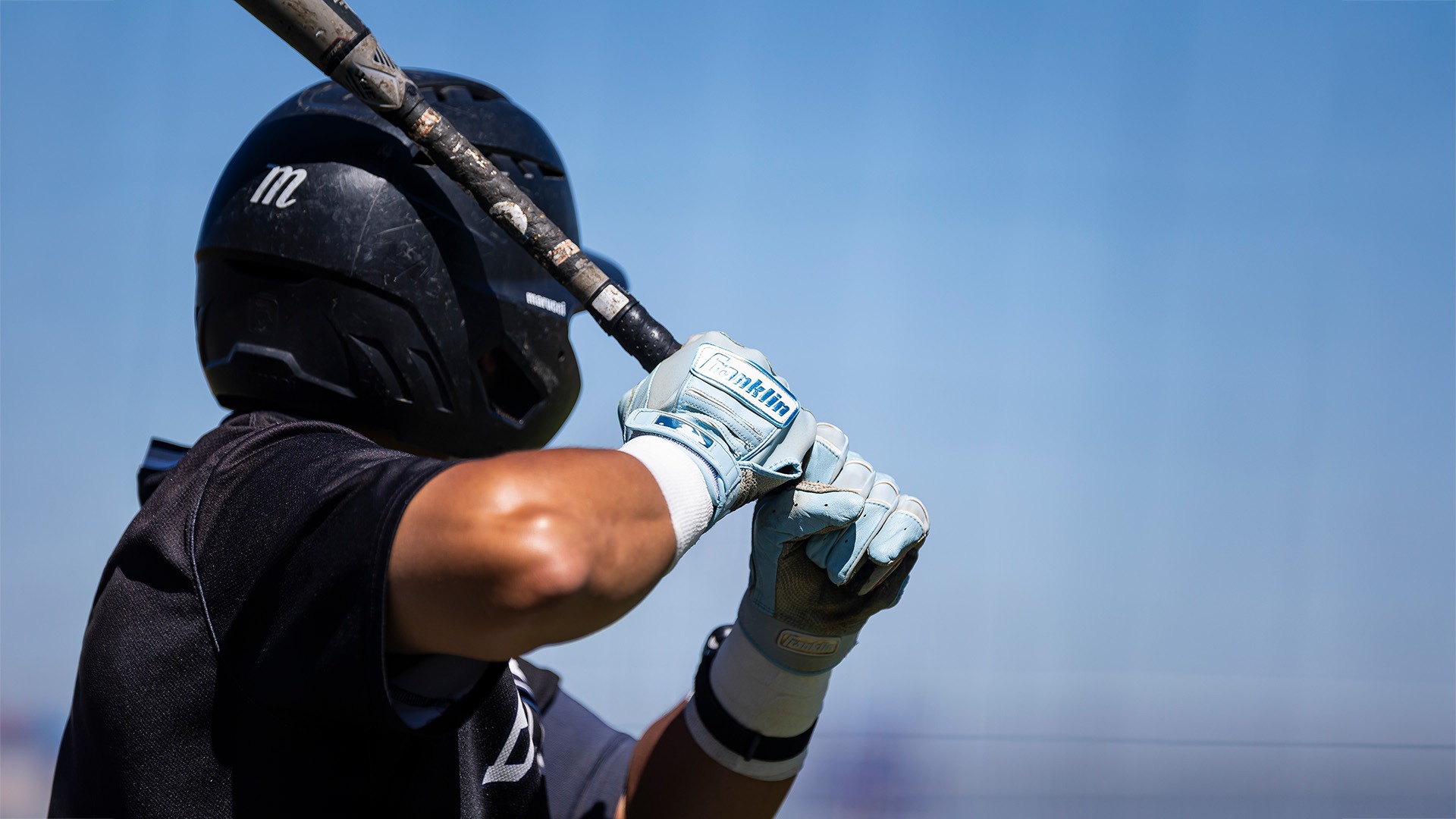 baseball player gets rid in the on-deck circle