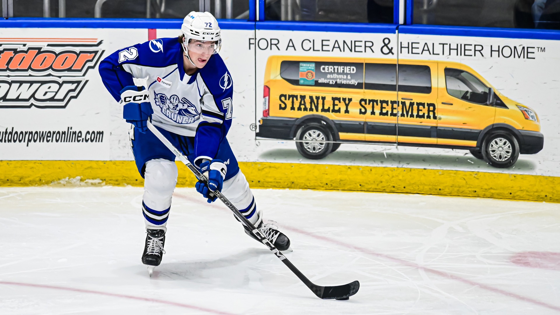 Tampa Bay Lightning Recall Defensemen Sean Day, Declan Carlile From