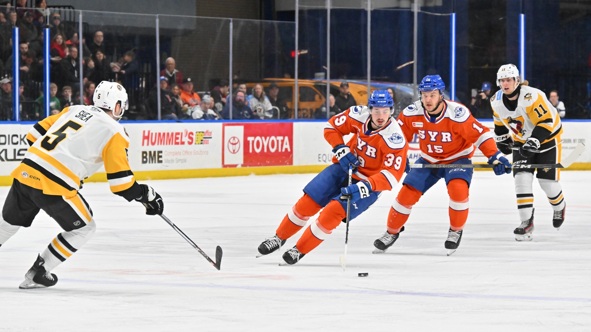 Crunch vs. Penguins