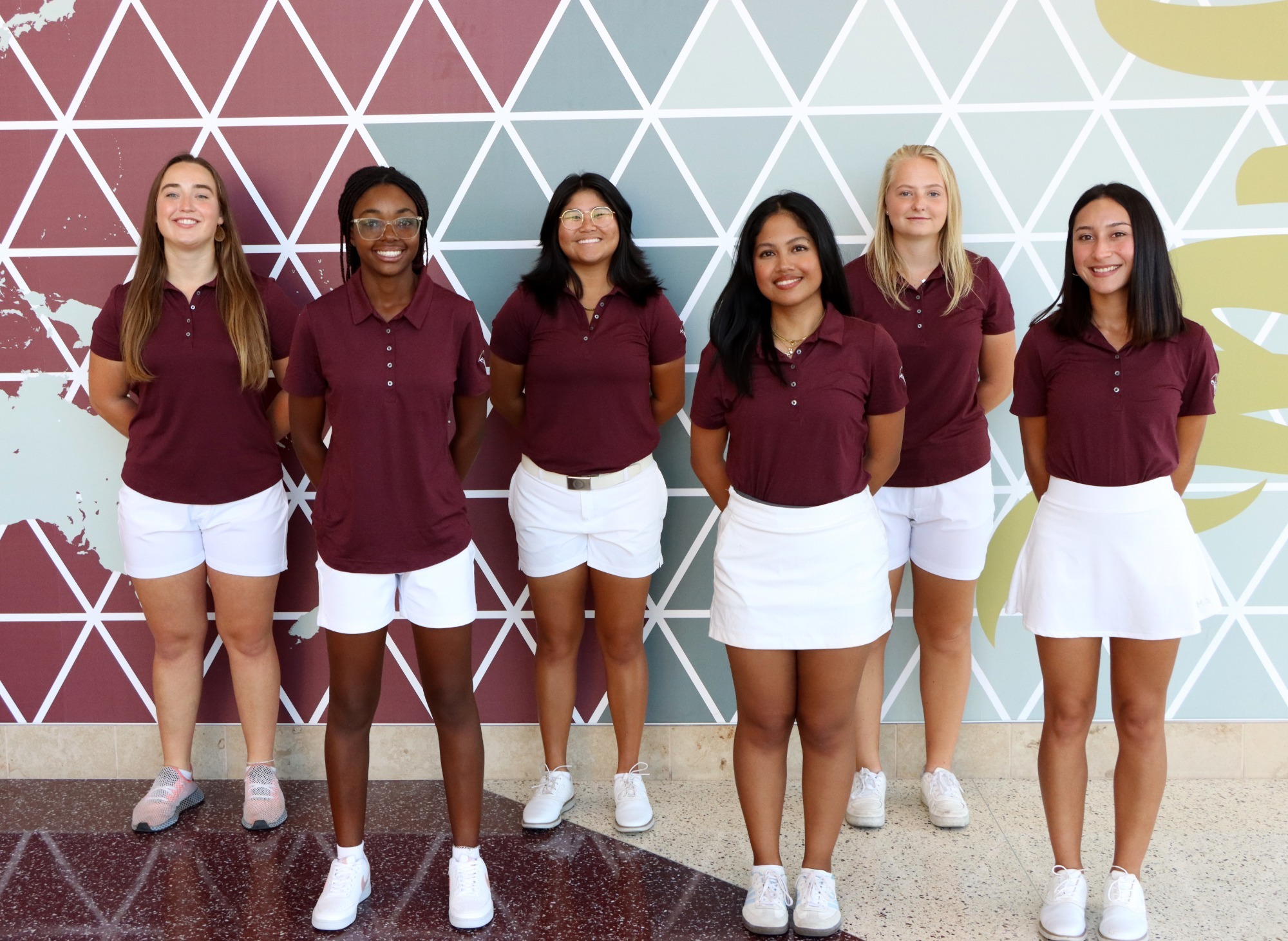 women's golf team photo